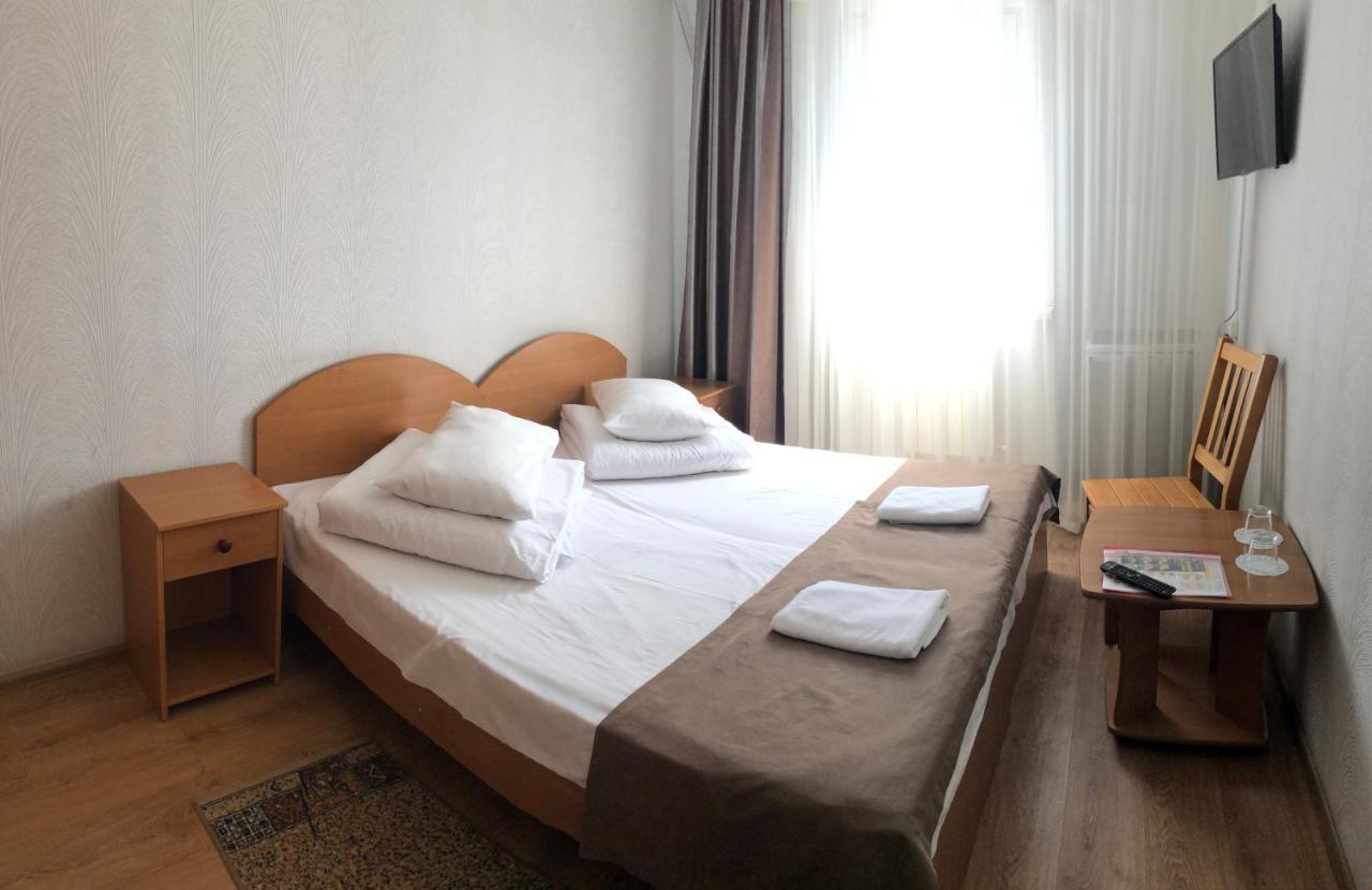 2 Hotel Kyiv